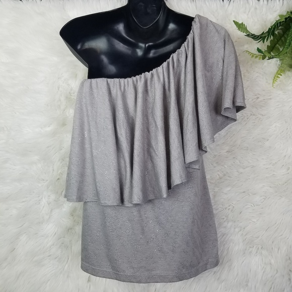 DREW Silver One Shoulded Tiered Top - Picture 3 of 5